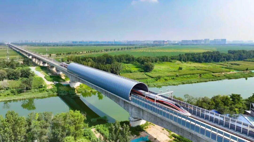 雄安将迎来三件大事经过多年埋头建设，雄安新区已经告别图纸规划阶段，一批标志
