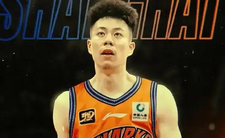 上海男篮出征仪式，张振麟接受采访。他说弗格是好兄弟，之前联手赢过不少比赛。