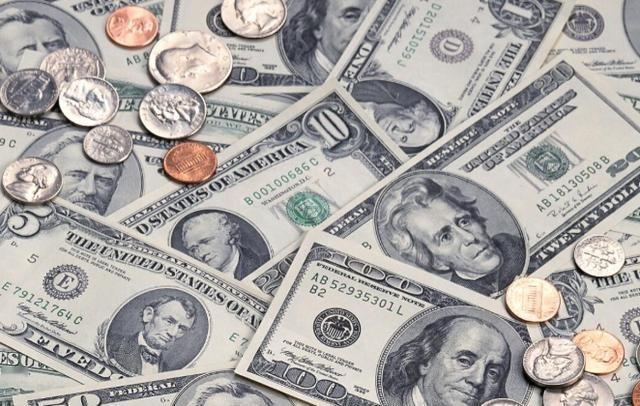 中国增持235亿美债，特朗普松了一口气，美经济学家：中国另有目的2024年2