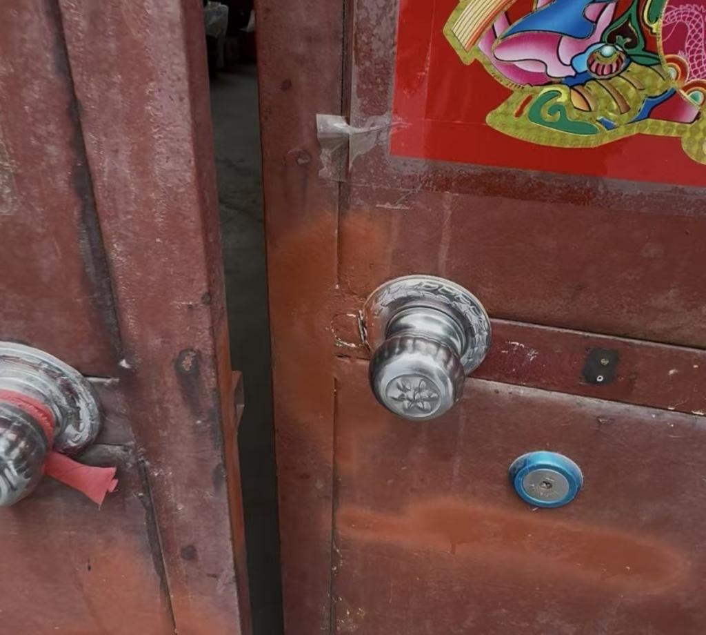 摔狗反杀案后续，原来申家不是本地人，而是外县的，到本地做生意，所以一直都很克制。