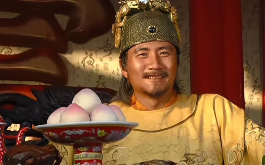 1395年的一个深夜，南京皇宫内殿，一个太监捧着白玉酒杯径直走向冯胜。所有人都明
