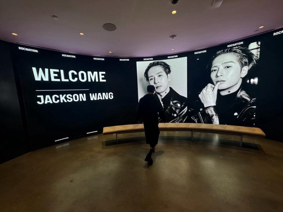 JayZ亲自签下王嘉尔正儿八经的国际巨星！👍🏻​​​