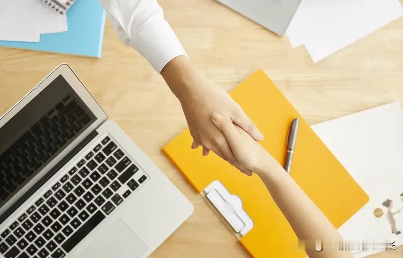 装修资料员岗位，主要负责过程资料的整理、编辑，以及结算资料的汇编与存档。要求人员