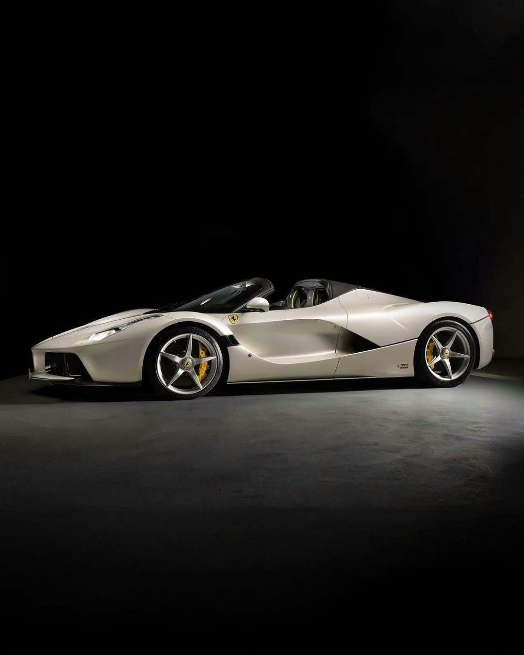 法拉利LaFerrariAperta​​​