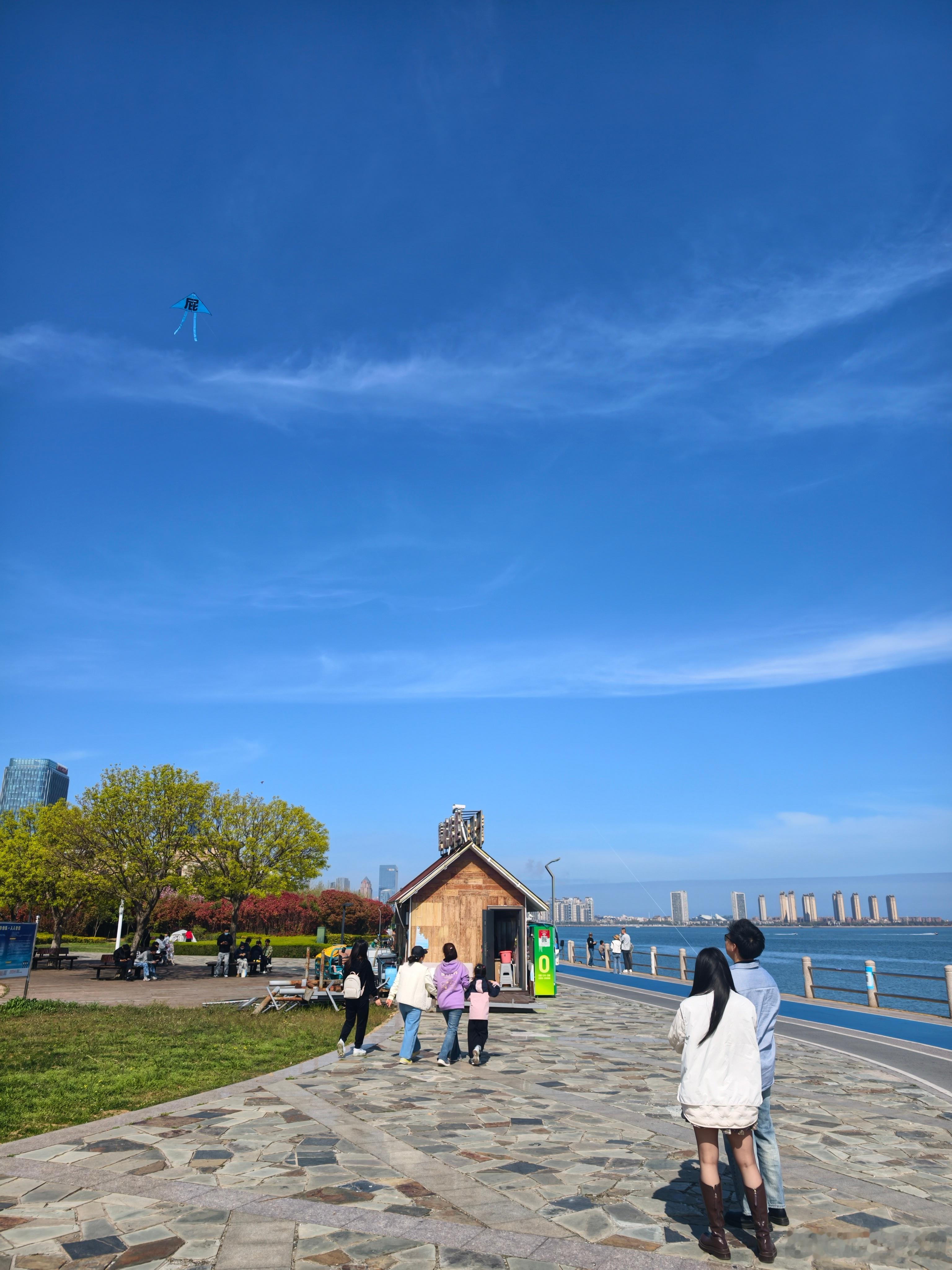 还是现在的年轻人会玩！