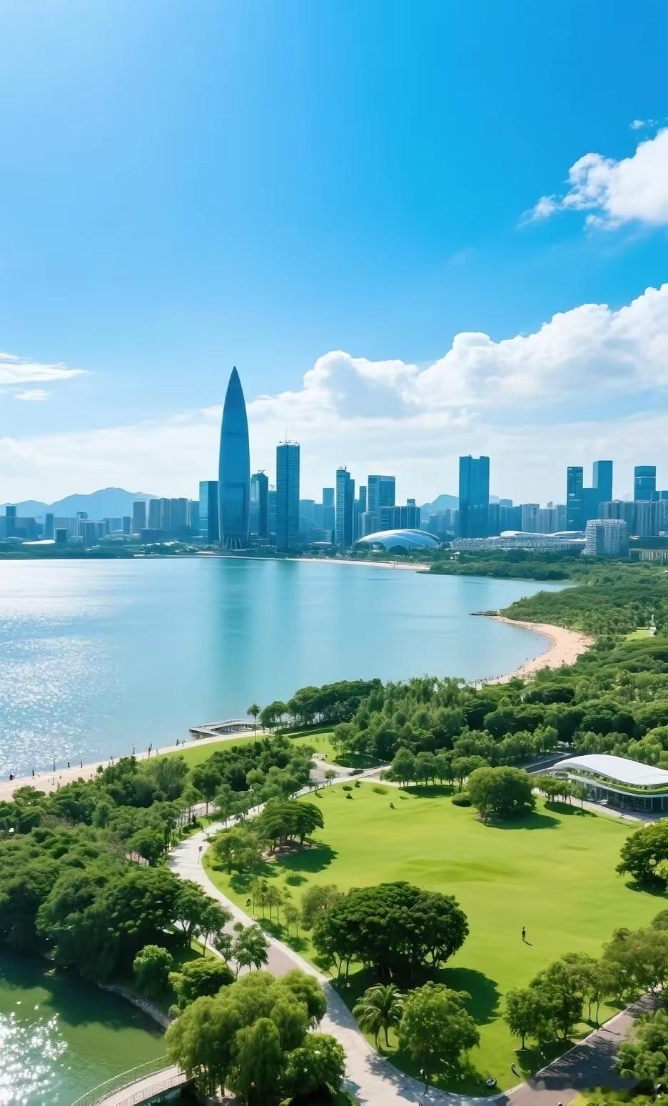 大片的城市绿肺、静谧的海滩，让深圳钢筋水泥的森林瞬间有了温柔的呼吸感，草坪上席地