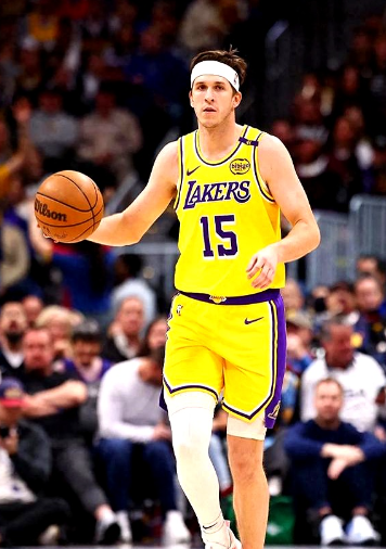 里弗斯效率下降的一个合理解释就是只有里弗斯东契奇的时候，防守端有文森特刚哥领防