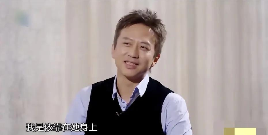 邓超自曝和孙俪吵架冷战的糗事！邓超在节目里说过，有段时间压力大特别焦虑，回家就