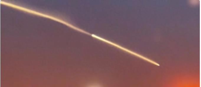 中国高空试验震动外网，美国没想到金穹还没影，中国已能全球反导2025年9月2
