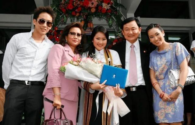 连中国姓氏都不要了？华人全世界都有，只有泰国华人被完全同化？自从清朝被西方列强用