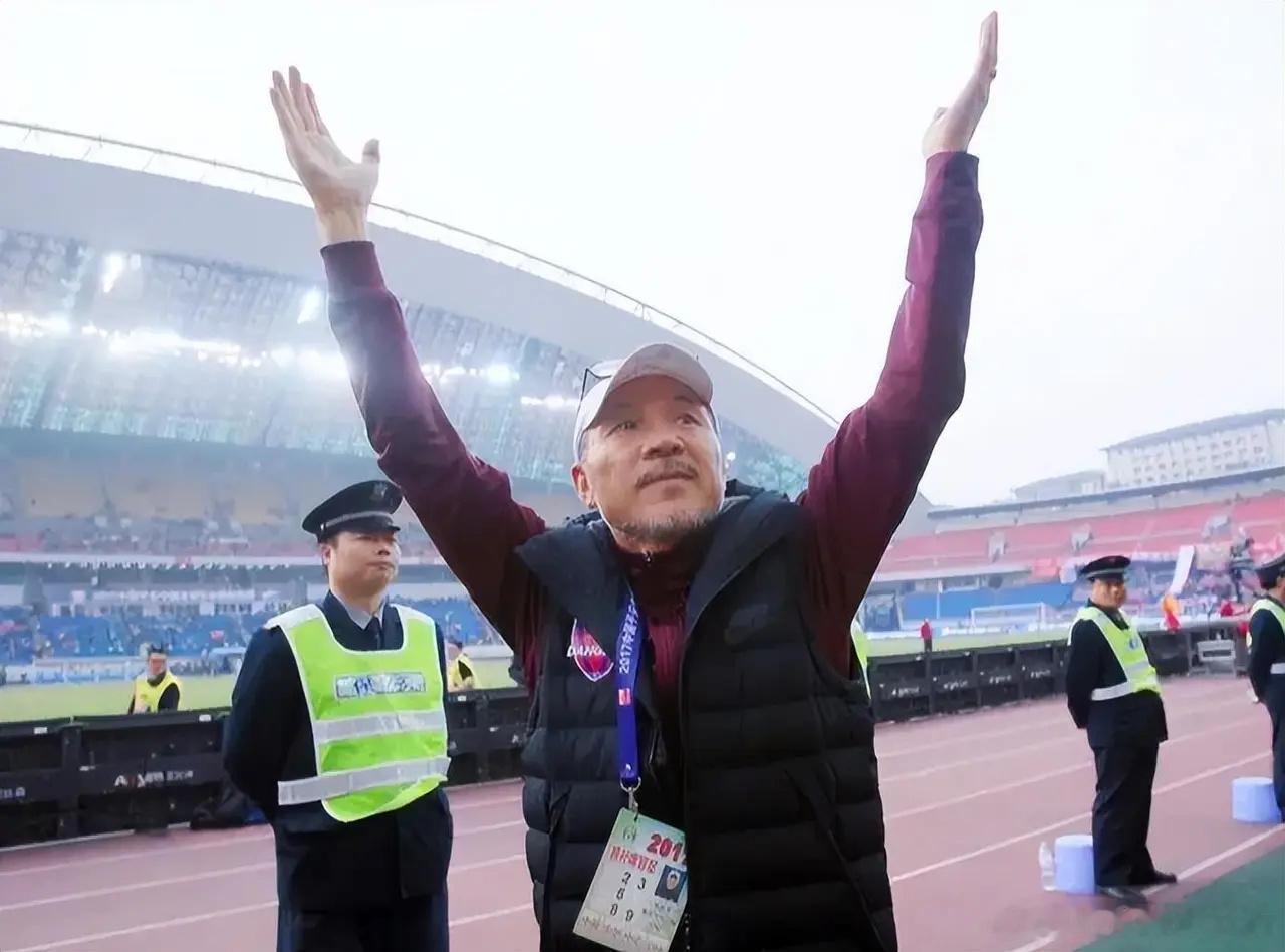 卸磨杀驴？又一中超名帅即将下课，为球队立下大功，如今却被赶走近日，有消息称，本