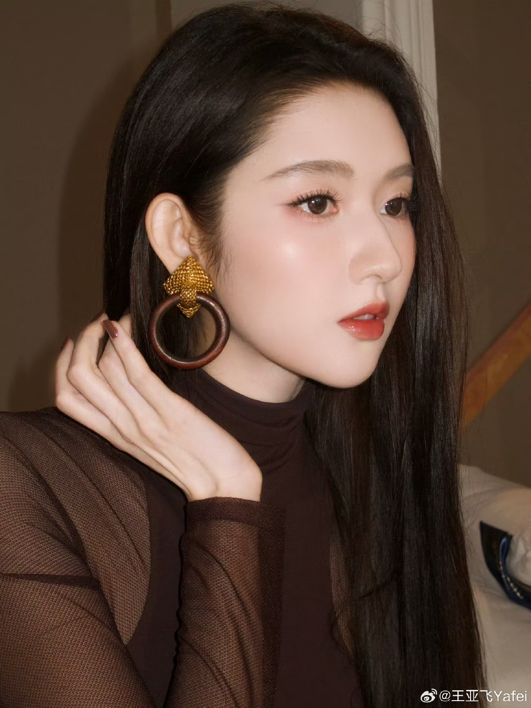 娱乐王亚飞给王玉雯化的春日女神妆王亚飞给王玉雯化的春日女神妆，期待红毯！王玉雯春