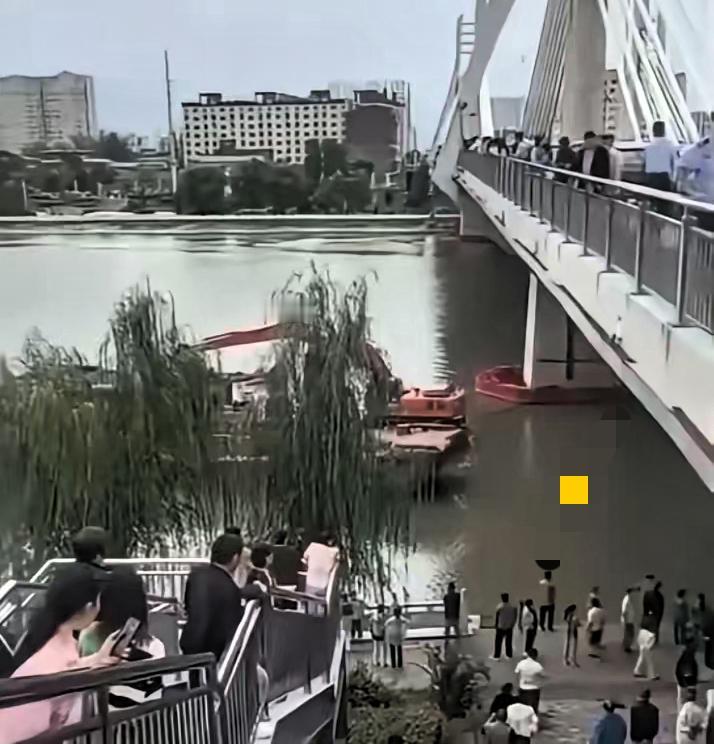 这下新郎父母清醒了！儿子已经跳河没了，女方表示，会尽快去看看周某某！