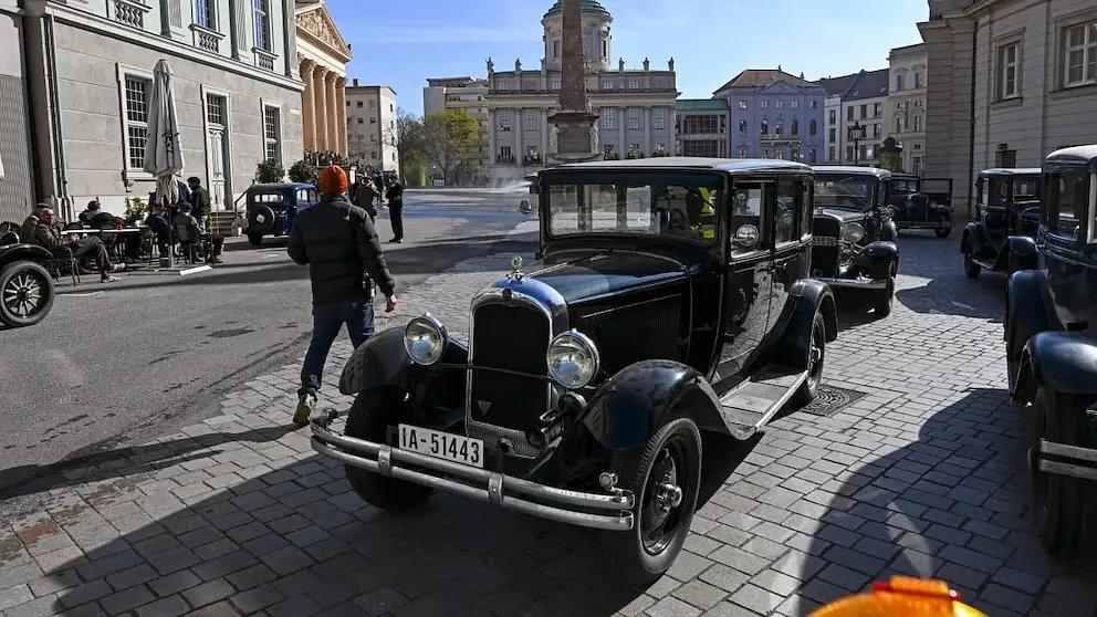 AppleTV+惊悚剧集暗黑柏林开拍.杰克·劳登、科林·费尔斯主演的《暗黑柏