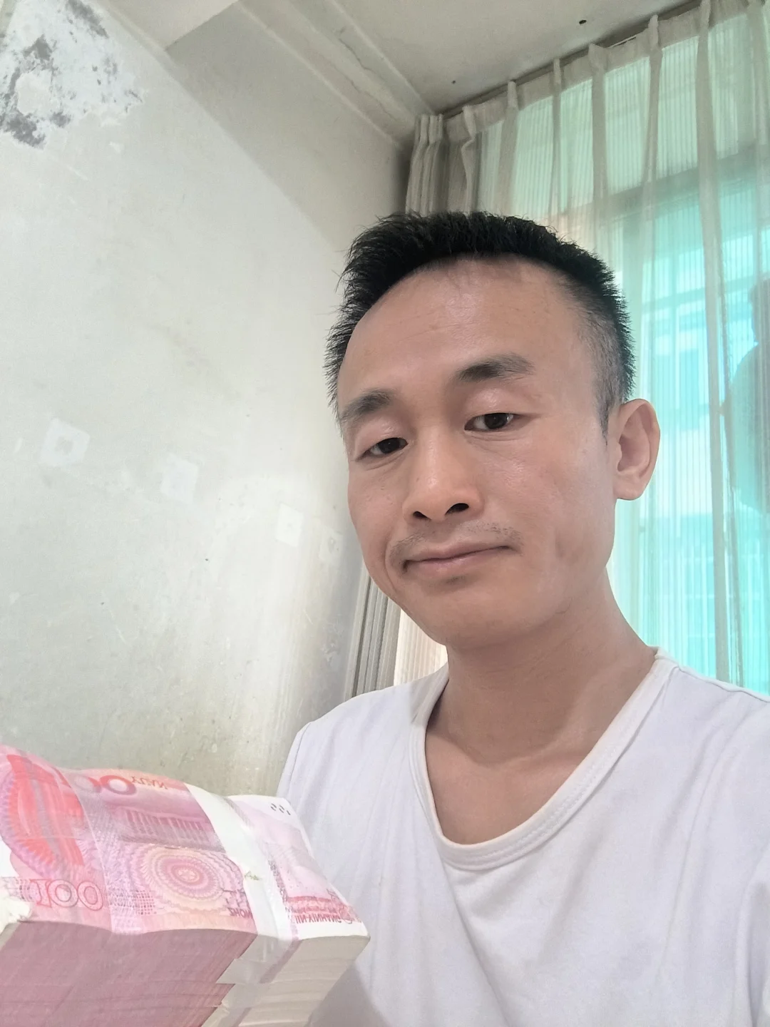 干了5年自媒体，月入2万3！