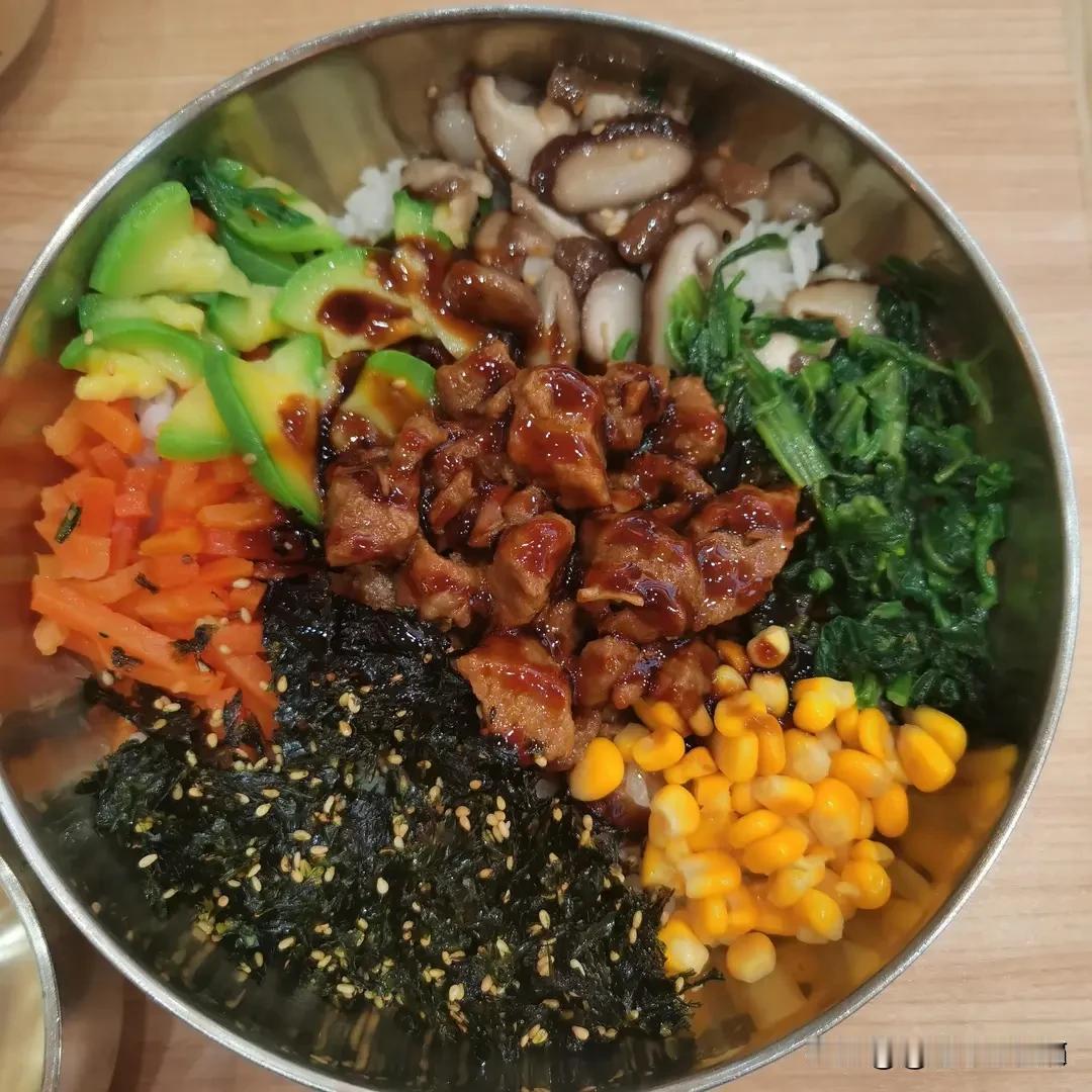 存在的，既是合理的。预制菜，也有烟火气儿！吃过米村拌饭的，几乎大家都知道，除