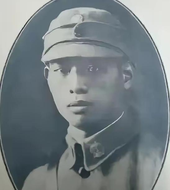 1939年，国军营长史恩华，被日军包围，师长大惊，连忙组织人员营救，谁知营长却说