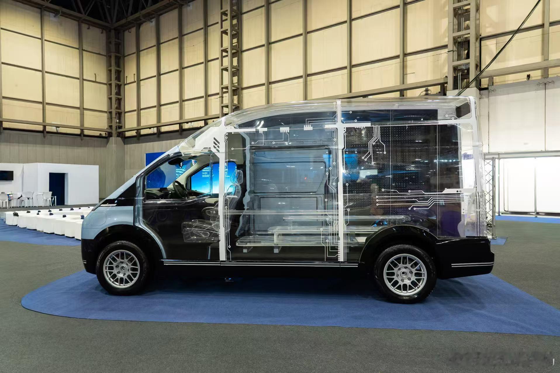 奇瑞商用车DELIVAN欧洲发布新车情报局4月21日，奇瑞商用车DE