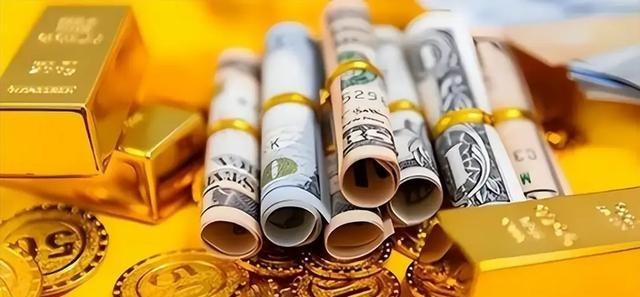 中国加速减持美债，美国4招试图救市，西方专家无奈承认：干预对中国无效特朗普在