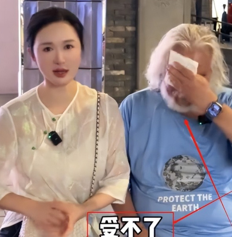 嫁给爹辈到底幸福吗？杜星霖给了答案。当年嫁给张纪中的时候，杜星霖口口声声是嫁给