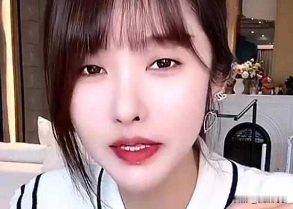 前妻“次惑仙女”与女儿关系不亲，拒绝四川可乐邀请到家中过节！