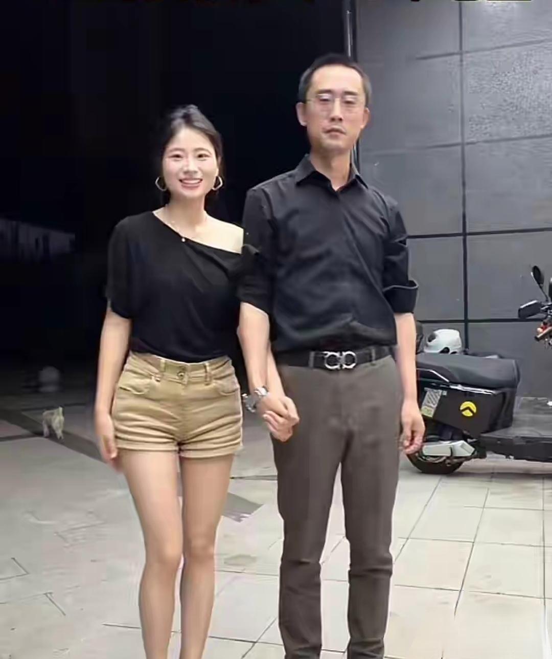 01年女孩牵手87年男士，相差14岁，该怎样跟父母坦白这段恋情？