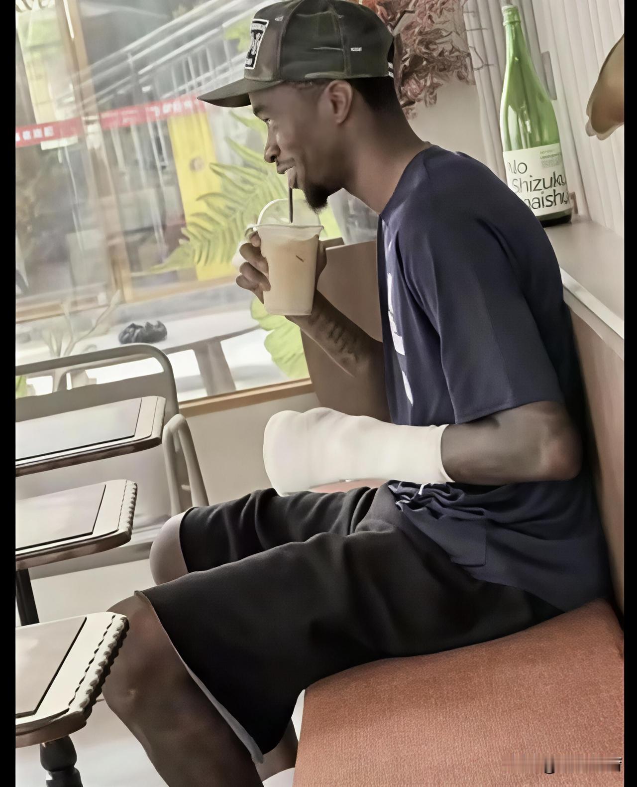 伤病不断？萨姆纳热身赛再遇伤病，广东新赛季蒙上阴影！从效力四川时期就多次伤停