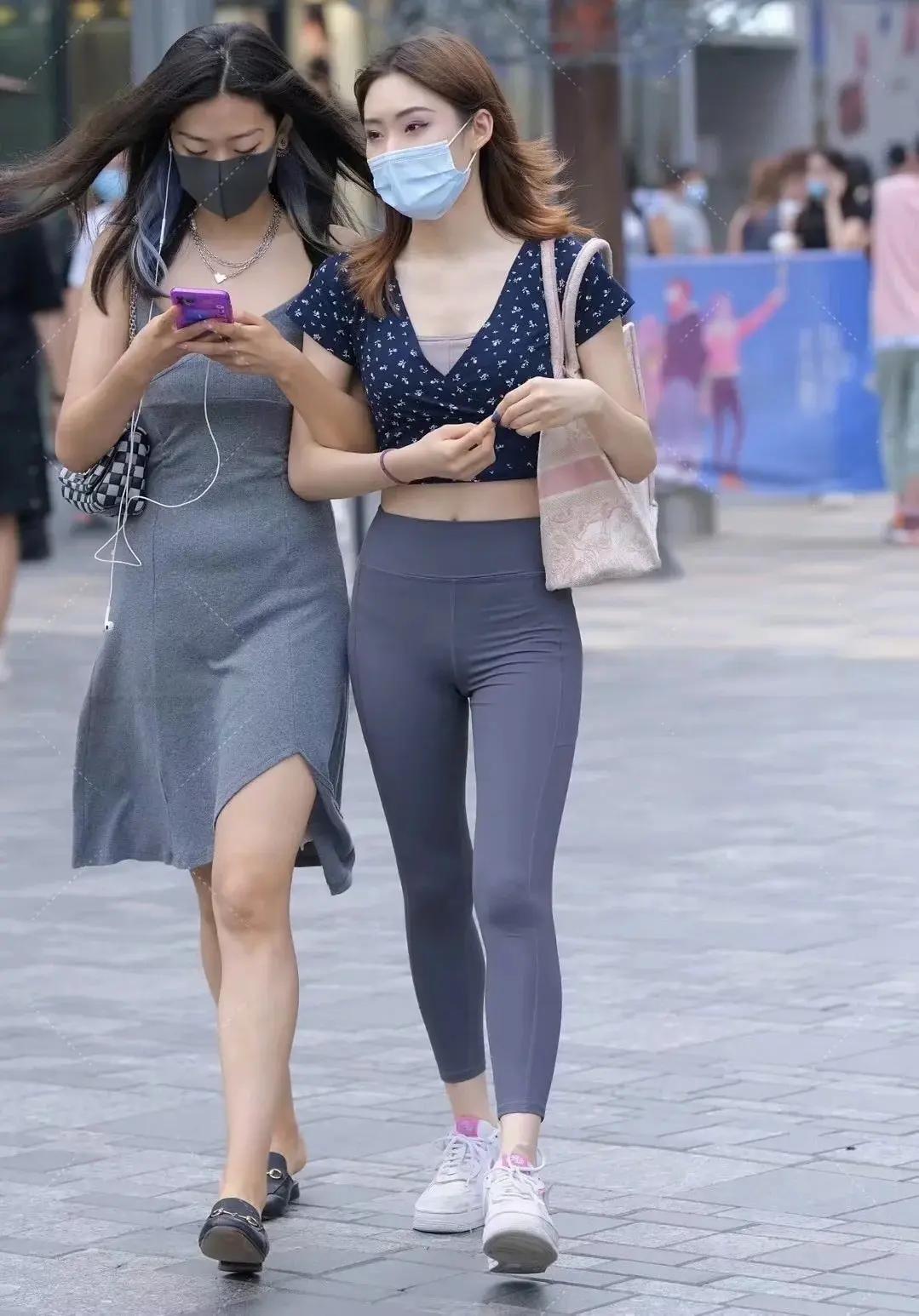 人世间的一切不平凡最后都要回归于平凡都要用平凡生活来衡量其价值伟大、精彩、