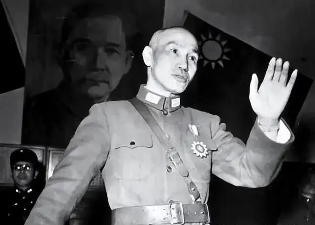 国民党中统权力大还是军统权力大？答案是总统。陈立夫不高兴了可以大