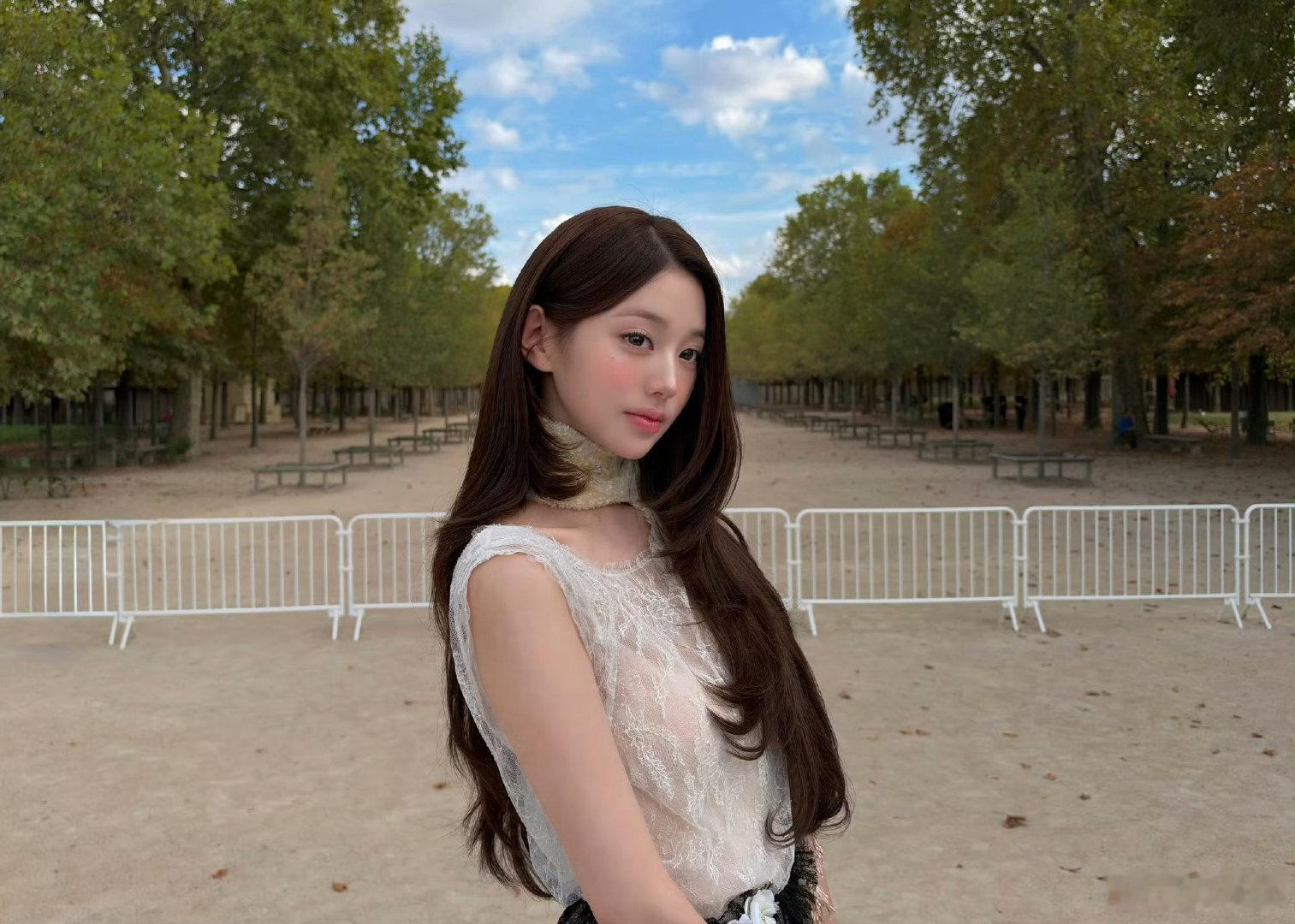 #张元英##张元英#“因为只要是女孩子，都是可爱的存在”——张元英​​