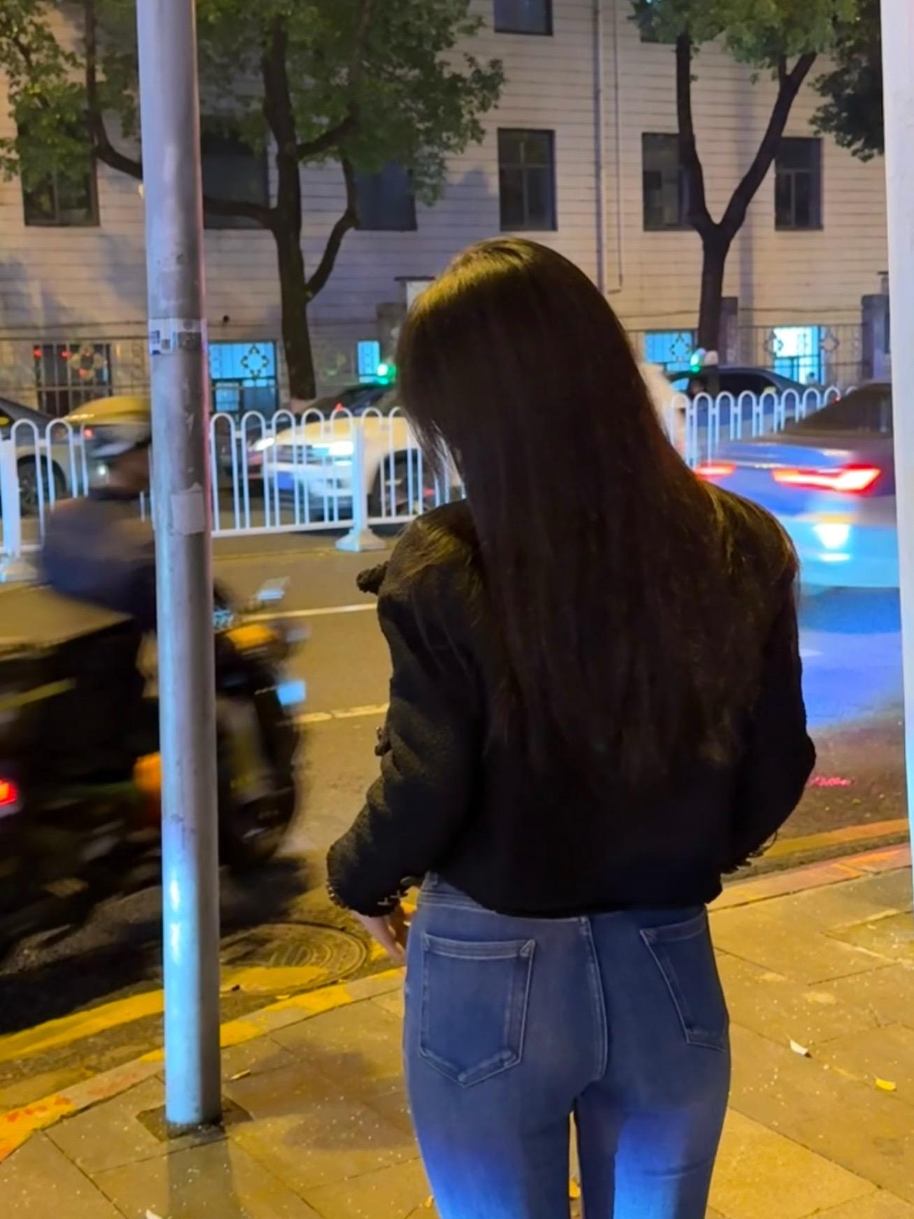 不强求