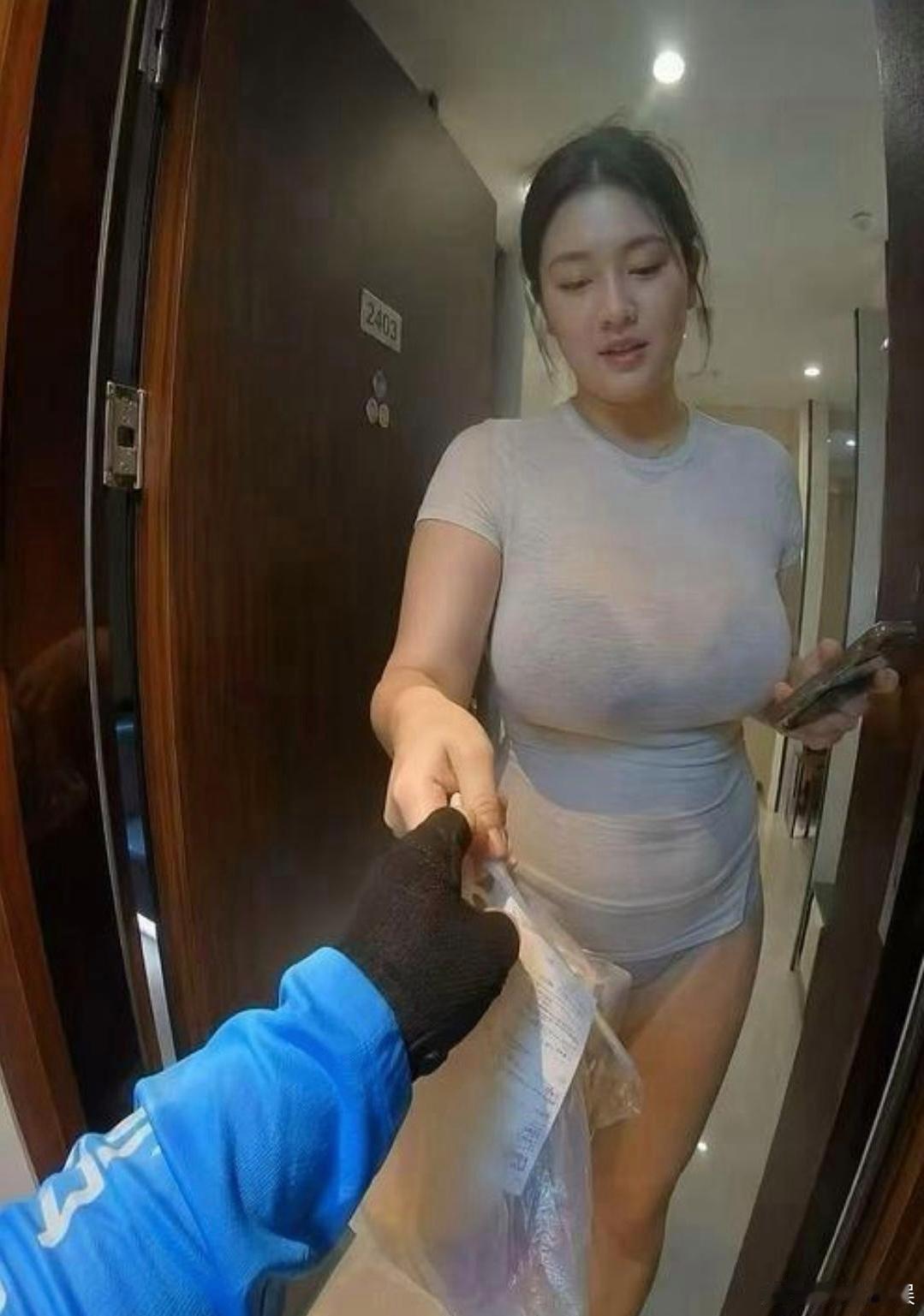 看到姐姐长这样，爬到7楼累我也⁠忍了