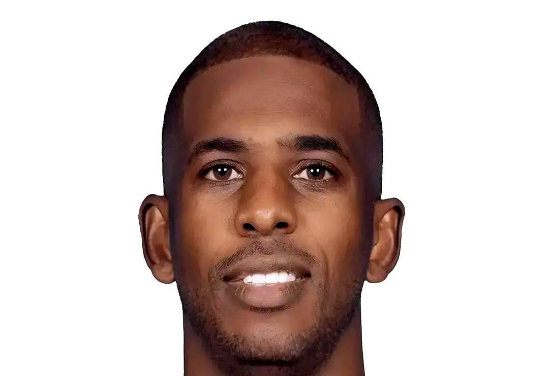 保罗去76人的传闻，时间线全对不上。2023年休赛期，保罗根本就没被裁掉。他