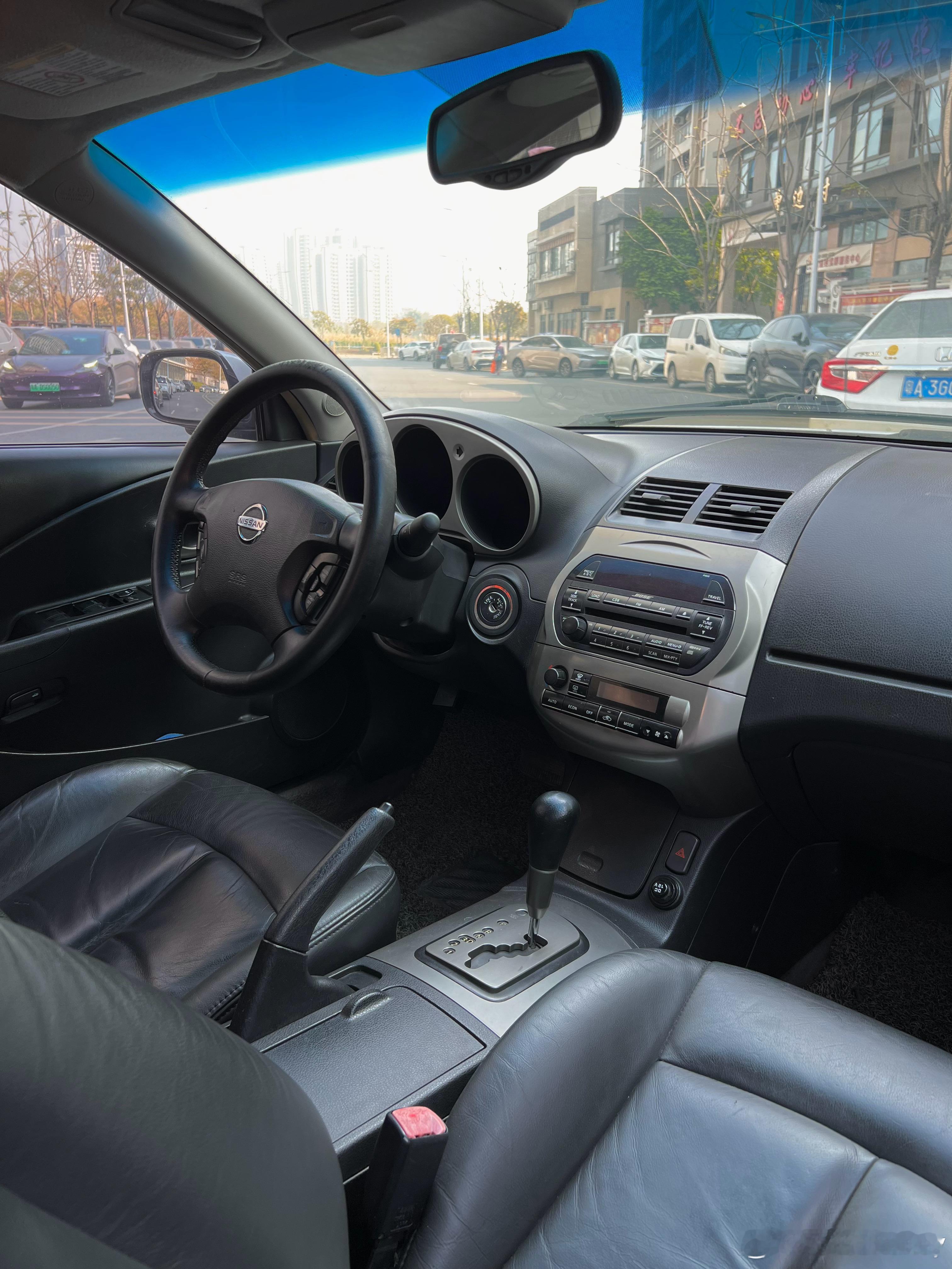 20年前，日产正是靠着眼前这款ALTIMA打入美国市场，我猜，相比那时候的佳美，