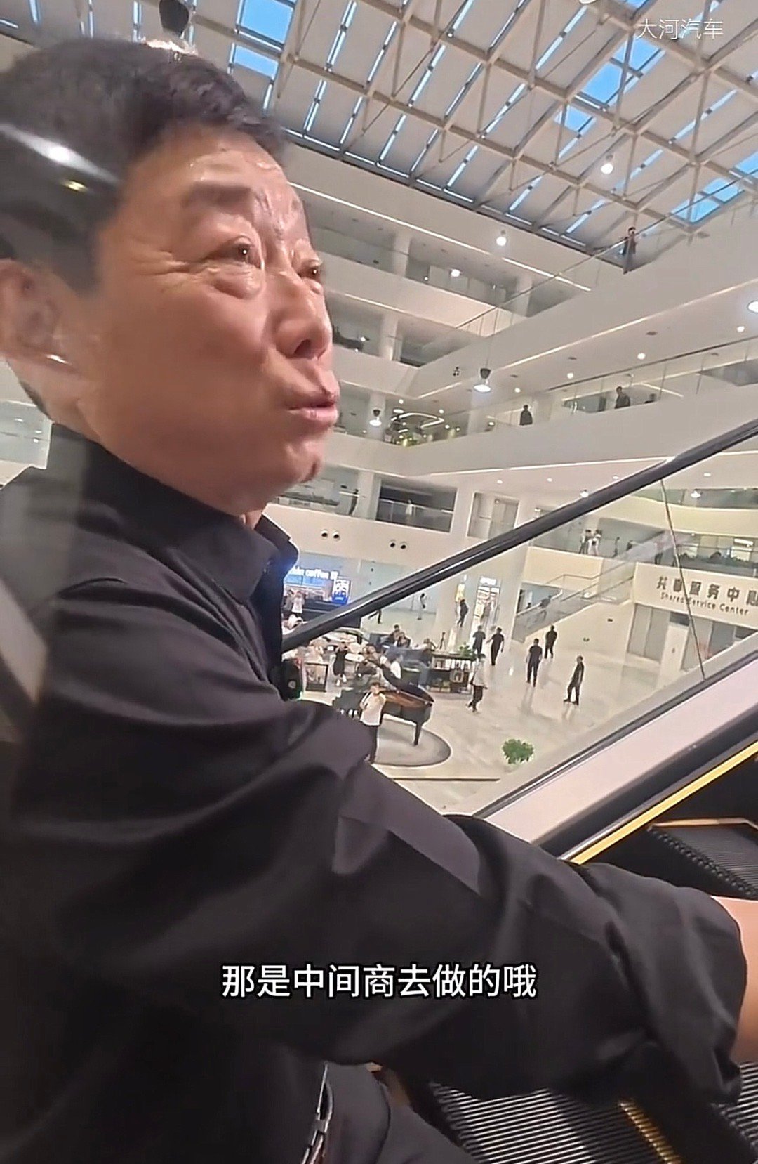 魏建军回应贾跃亭MPV前段时间，贾跃亭新发了个MPV，眼尖的网友立马发现这就是