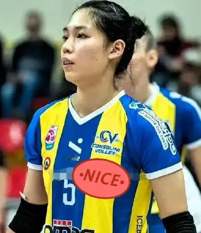 诺瓦拉3比1把圣乔瓦尼按在地上摩擦，庄宇珊却硬砍21分，全队最高。54扣19中，