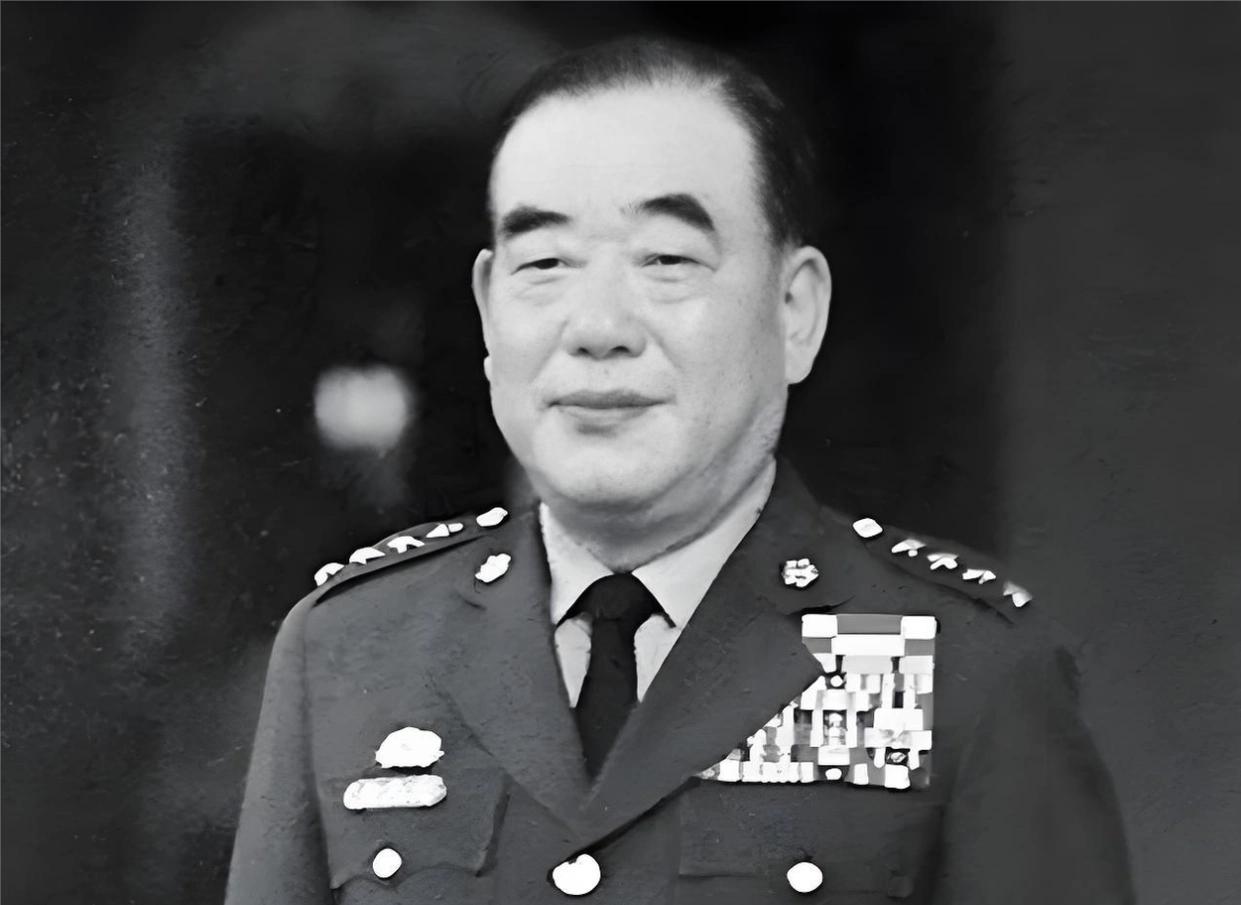 1949年，军统北平站长徐宗尧拒绝赴台湾，倾尽所有家产执意留守大陆，他以为自己能