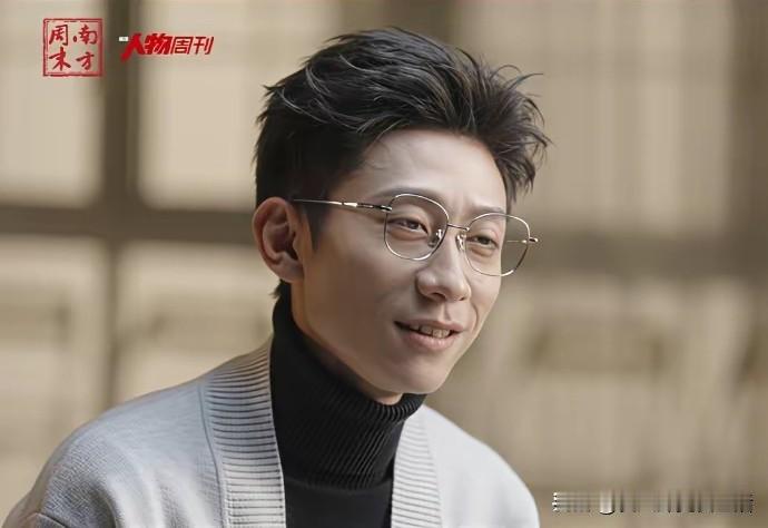 33岁张一山最近接受采访，说自己有几年时间接不到片约没有戏拍，一度陷入自我怀疑。