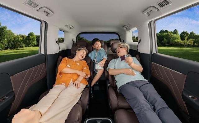 星光730上市预售，神车能否再续神话传奇？遥想当年，五菱“神车”7