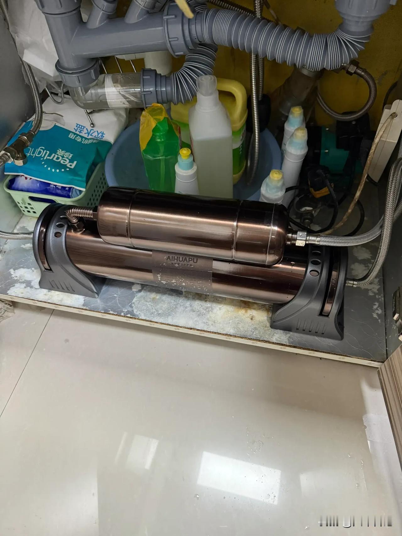 自来水要不要加装净水器？师傅终于说出实话，多亏好心提醒最近家里装修到净水环