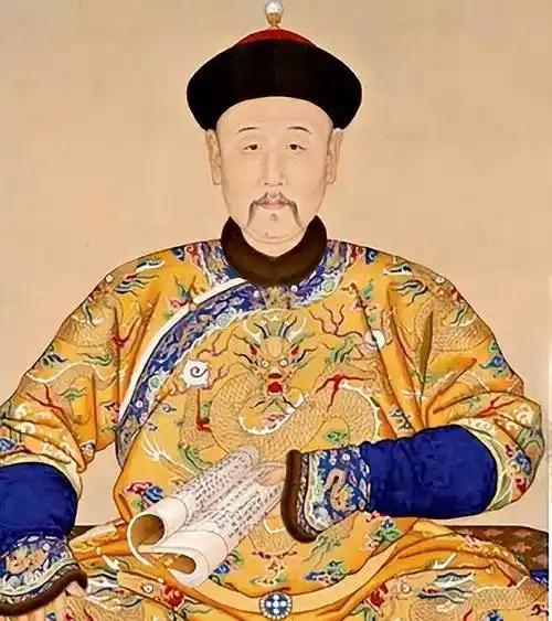 1731年，某个深夜，紫禁城。雍正坐在御案前，提笔给李卫写信。这封信留下