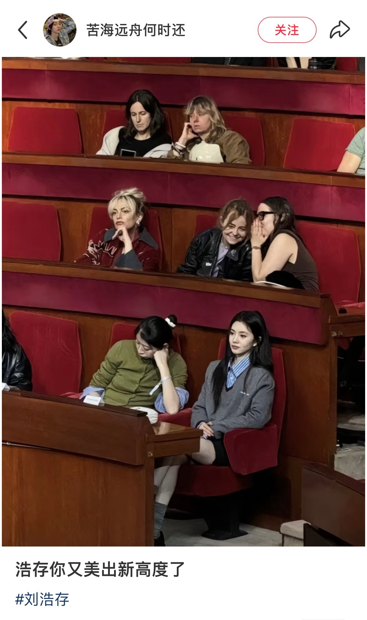 老公界的统治者照片也许就是这么不经意简简单单的瞬间….​​​