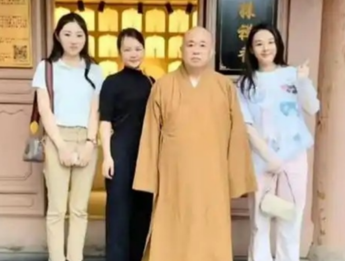 知名女星被曝是释永信情妇，小儿子长相随方丈，本人出面回应 2025年7月，