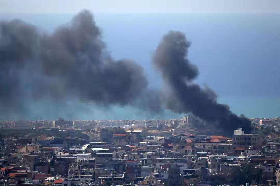 炸锅！巴铁斡旋遇阻？第100波打击直扑输油管道，革命卫队放话：复仇不停！刚