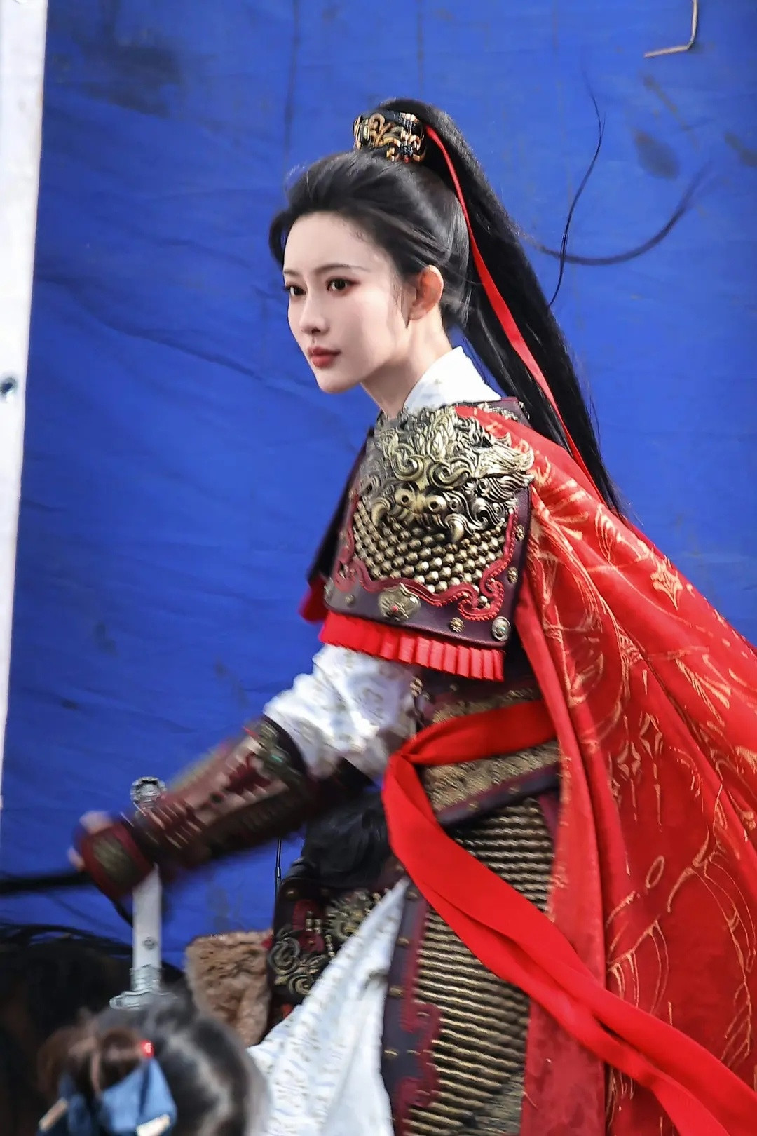 好个意气风发的孟子义