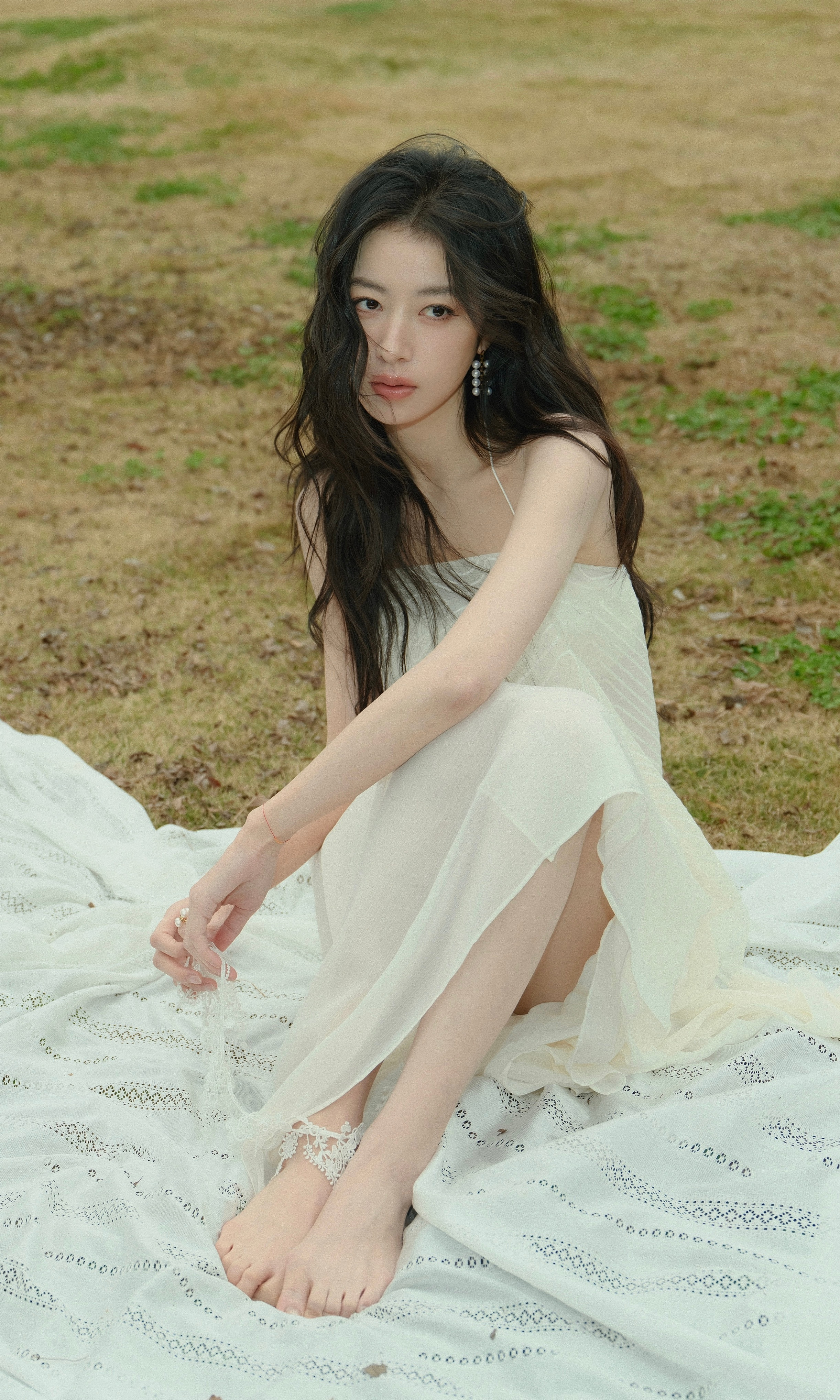 周雨彤周雨彤中国电影120周年活力之夜