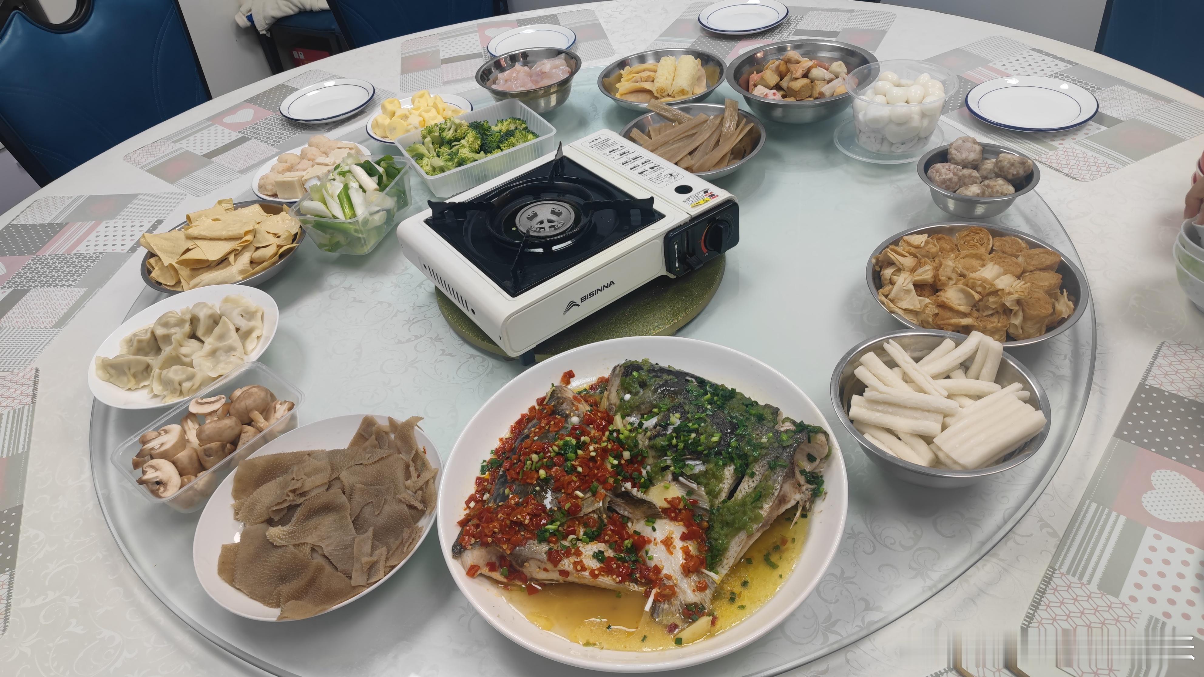 工作餐如此，不给工资我也愿意上班，每天就等着开饭