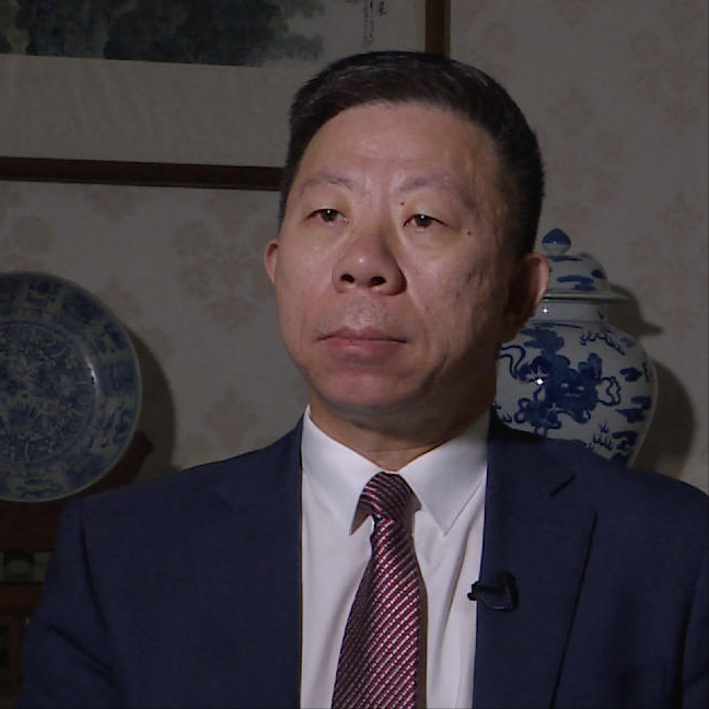 180名中国外派教师从菲律宾撤了，使馆确认的数字是180多。反常的不是人数，是速度。菲律宾当地的华文