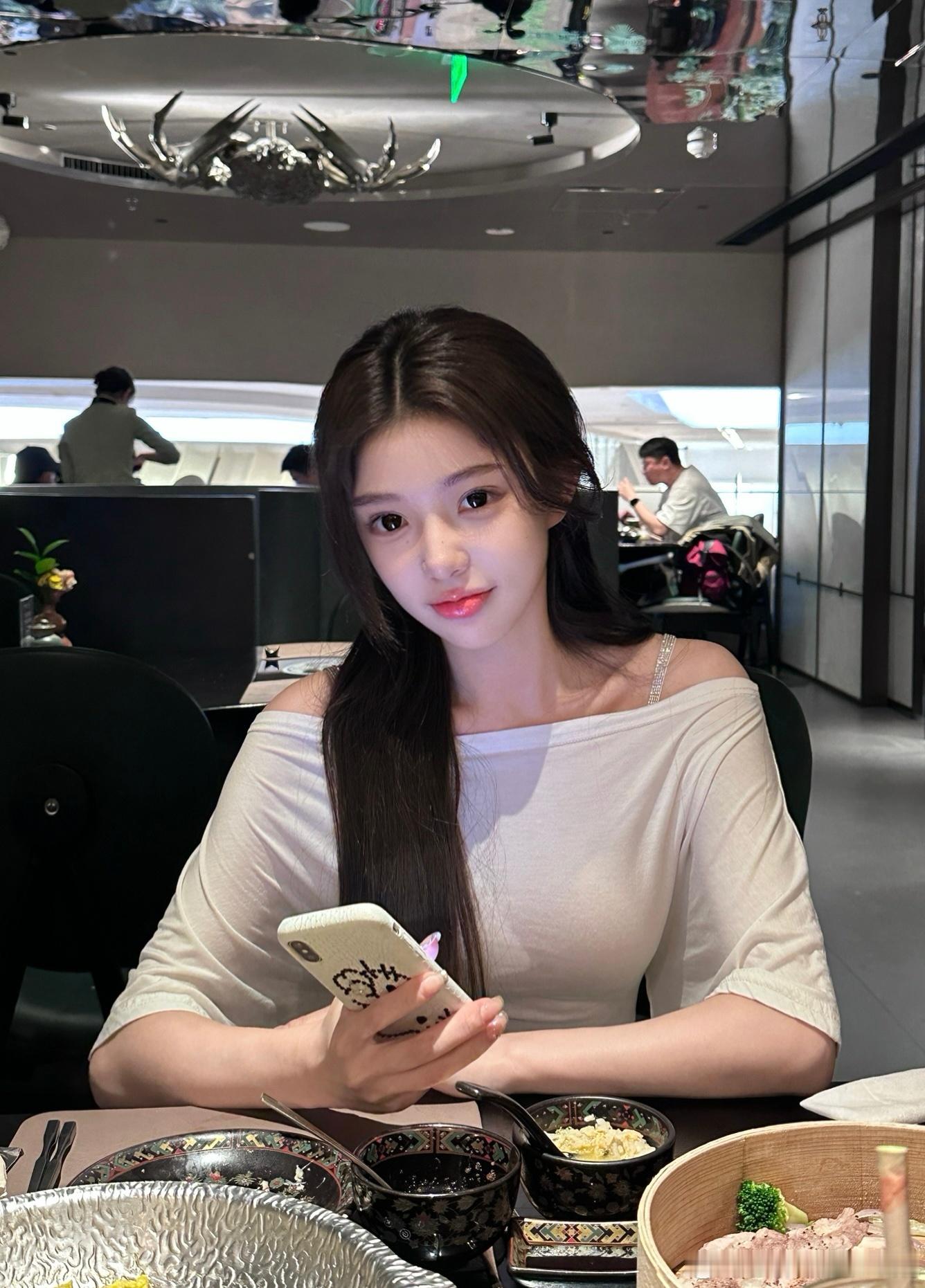 ᶠᵃᵗ🦀ᶠᵃᵗ🍽👩🏻‍🍳​​​