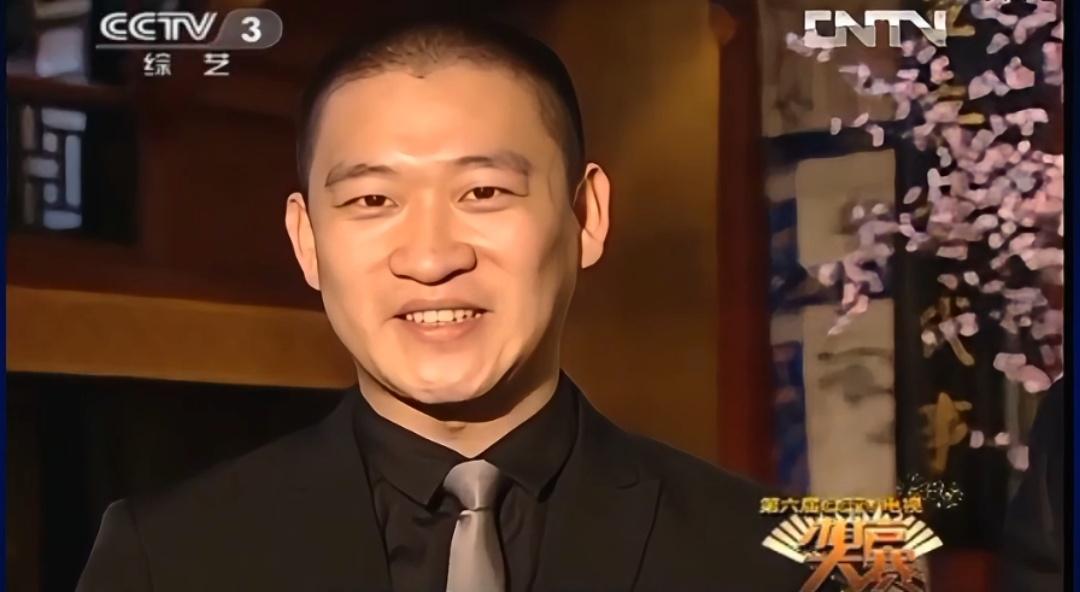 师胜杰、李伯祥的点评，足见对曹云金的看重。2012年第六届CCTV电视相声大